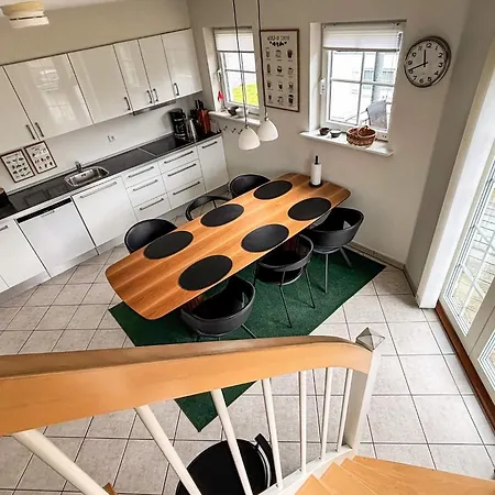 8 Person In Bogense-by Traum 보겐세